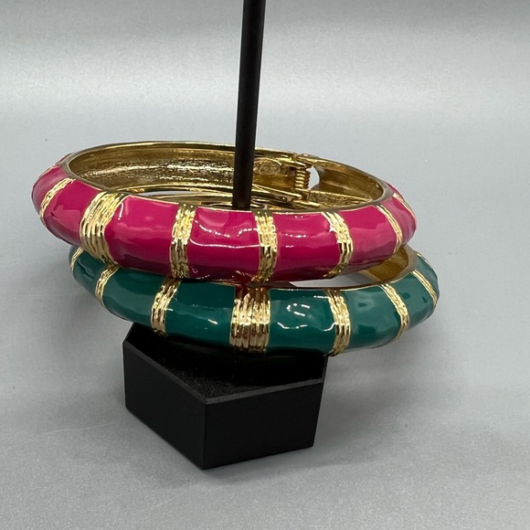 Threaded Gold Fuchsia and Teal Hinged Bangle - Picture 3 of 4